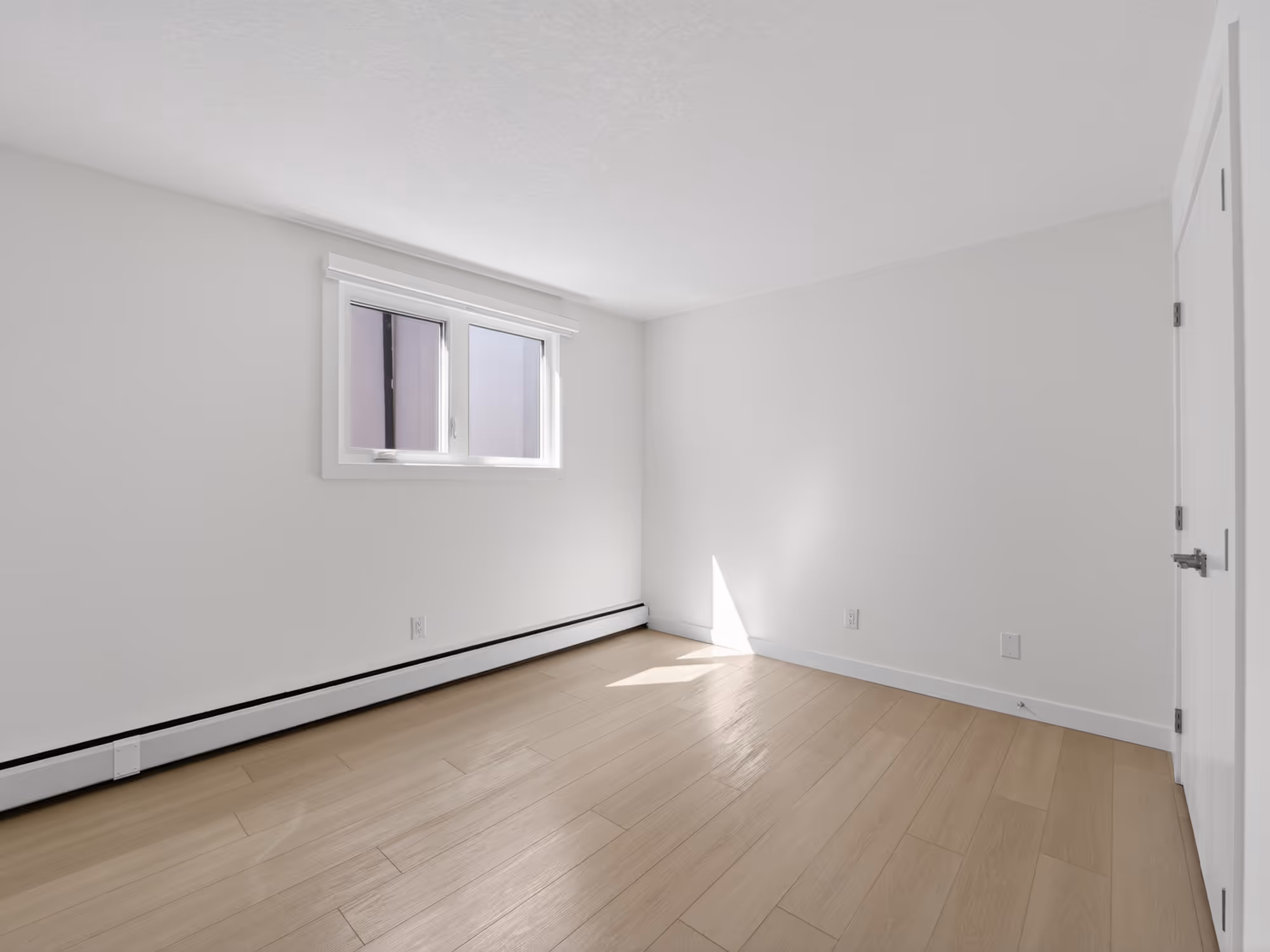 Connaught 2Bed interior view 9